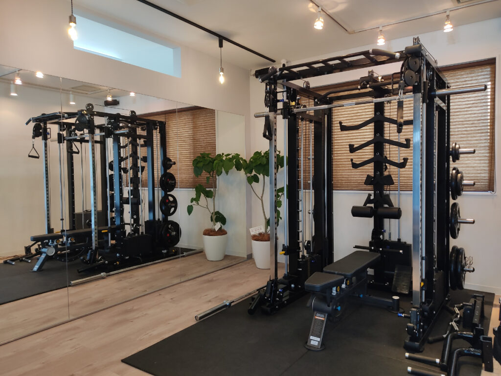 パーソナルジムPITEX浜松中央店の店内の様子